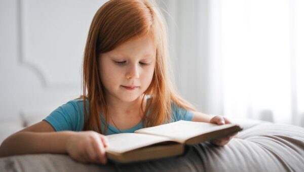 How to Cultivate a Love for Reading in Young Children