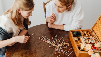 Digital Detox for Families: Reconnecting in 2026