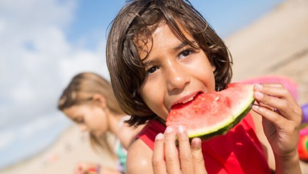 Smart Snacking: The Ultimate Guide to Healthy Eating Habits for Kids in 2026